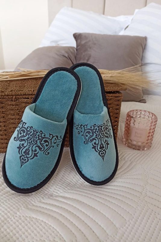 Pattern Slippers article 3343