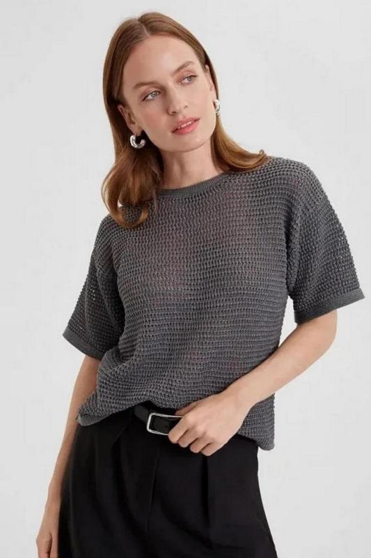 Women's knitted T-shirt Kolchuga C article 10151